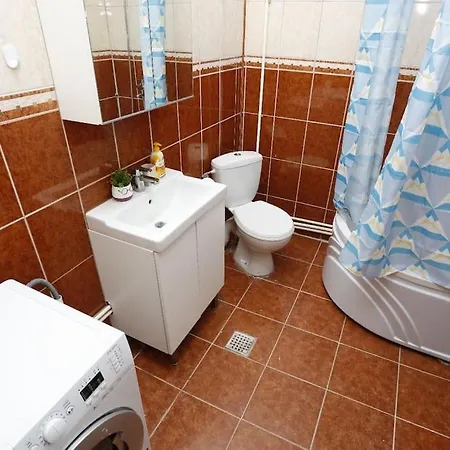 Διαμέρισμα 3 Bdrm In Center *