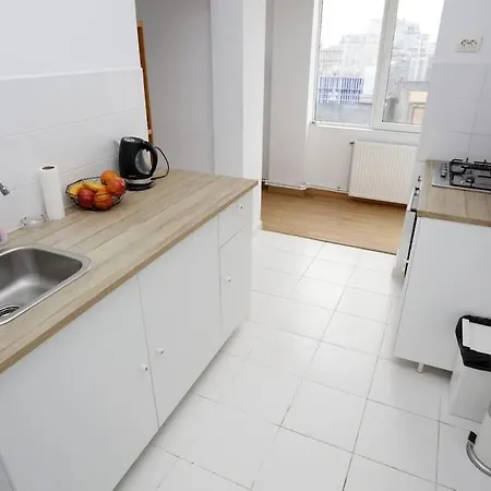 Appartement 3 Bdrm In Center